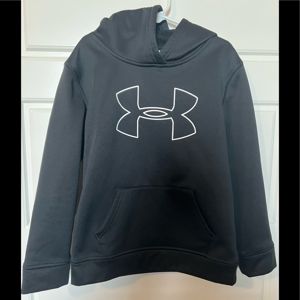 EUC Boy’s Under Armour Coldgear Fleece Hoodie Sz. 7